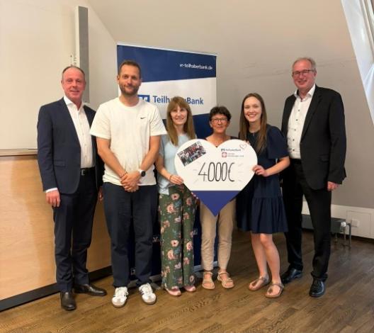 Preisverleihung VR Bank - NachhilFEE